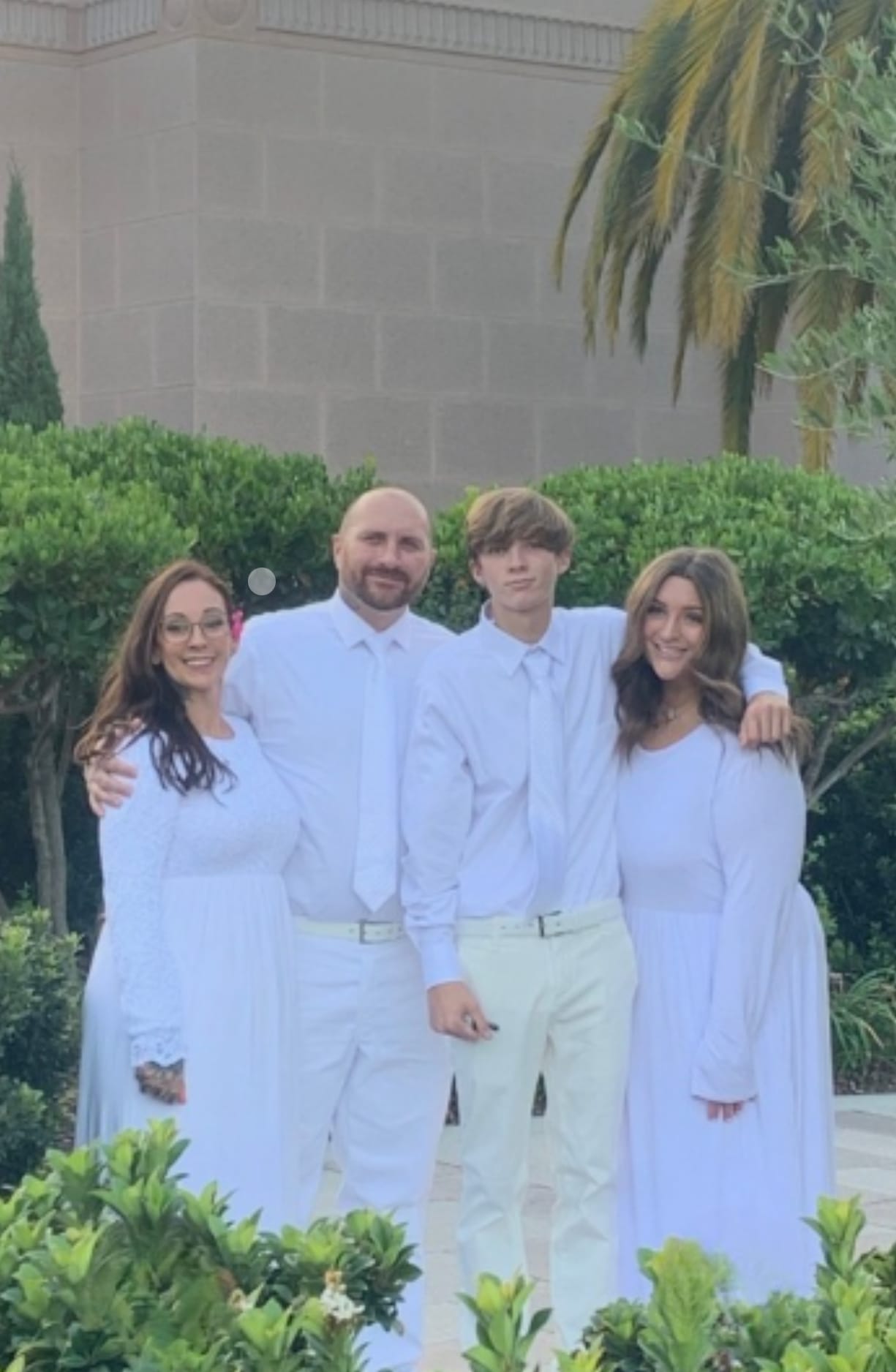 S3.E36 - Carla’s live podcast: How Jesus Christ ran into darkness to rescue a lost mother and save a family