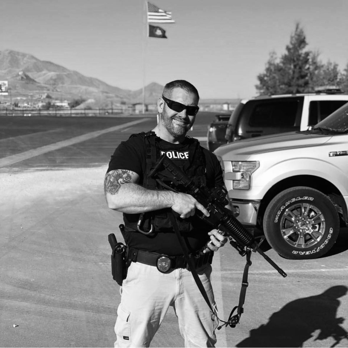 S1:E4 - Police officer of 16 years, SVU detective, and SWAT team member shares his story of coming back to The Church of Jesus Christ of Latter-day Saints