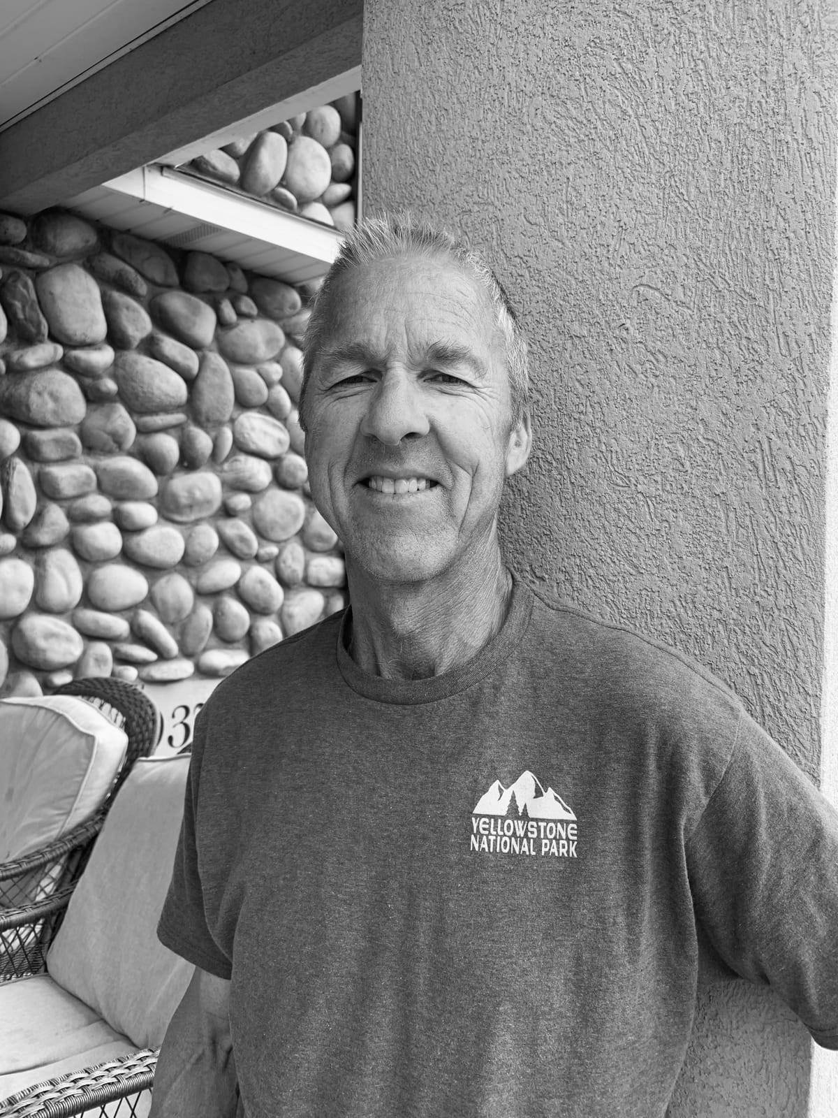 S2.E43 - Rob was raised in a polygamist group. As he got older he inquired of God what the right thing to do was, and he was led to The Church of Jesus Christ of Latter-day Saints.