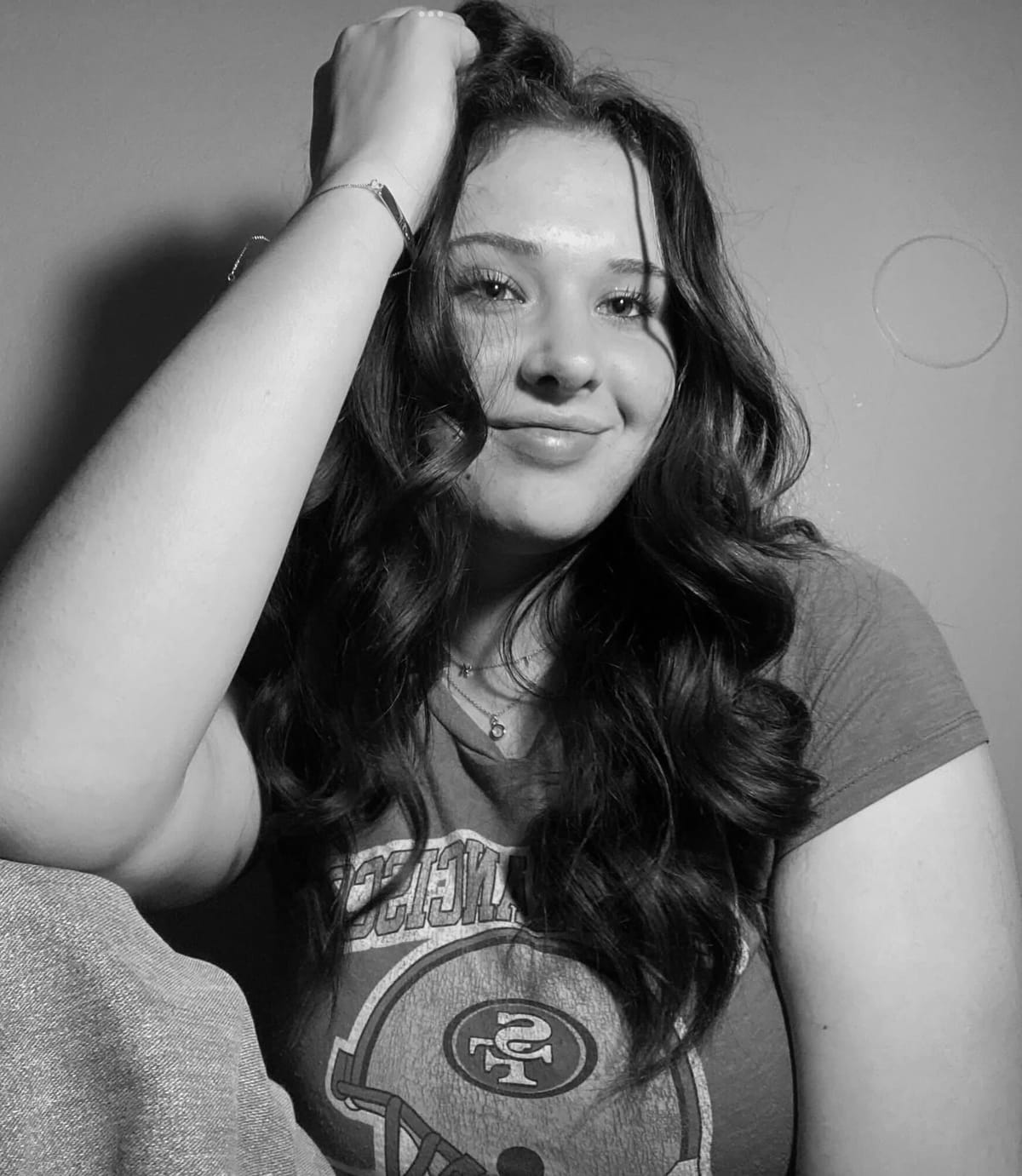 S3.E26 - From ex-Mormon social media to the temple, Emma’s gradual journey back to Jesus Christ