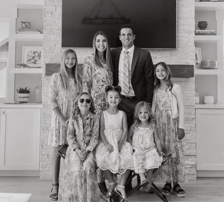 S1:E27 - After experimenting with partying, Chris Warnick shares his story of gaining a testimony on his mission and his passion for spreading the gospel of The Church of Jesus Christ of Latter-day Saints.