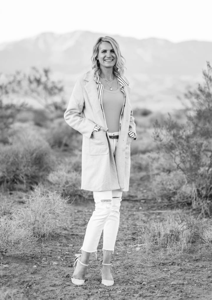 S3.E9 - The murder of Ashley's brother shook her faith - until she started noticing miracles around her.