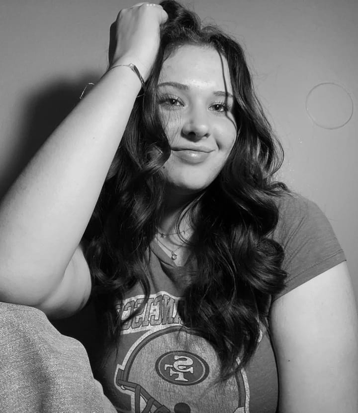 S3.E26 - From ex-Mormon social media to the temple, Emma’s gradual journey back to Jesus Christ