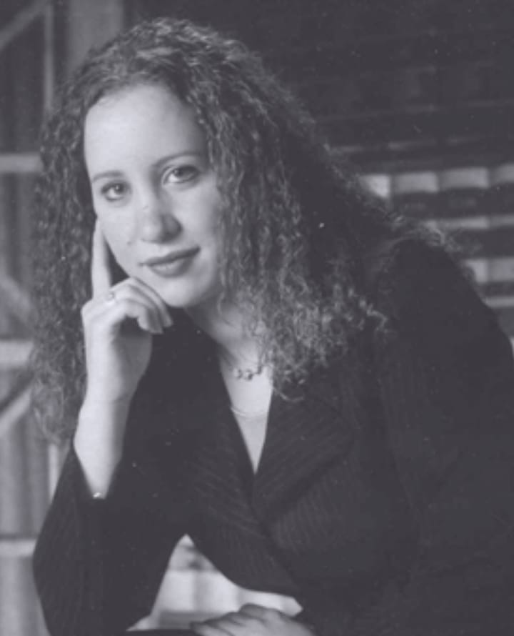 S3.E45 - LDS history and traumatic loss turned Julie away from God...then she started to see the miracles